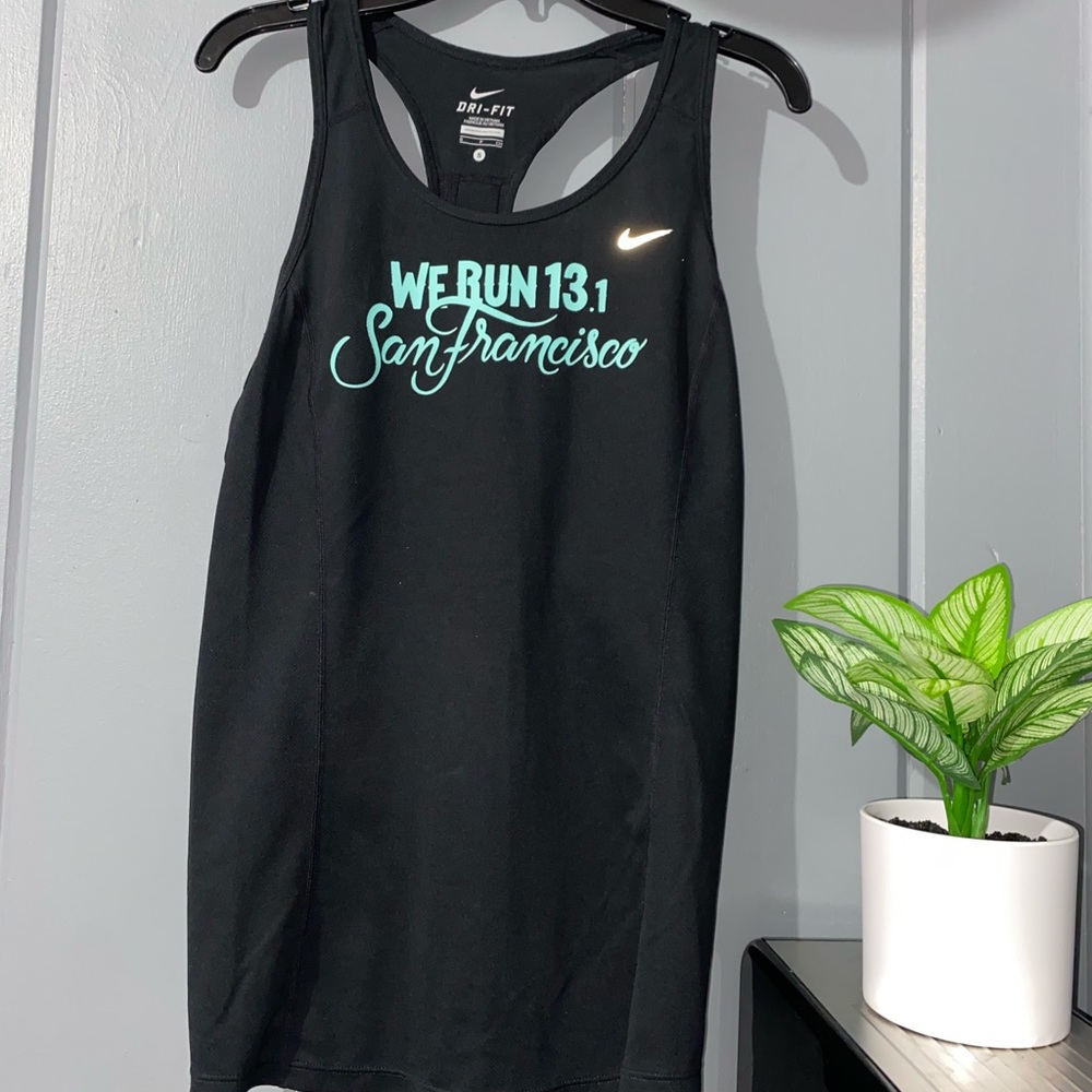 NWOT women’s Nike tank top